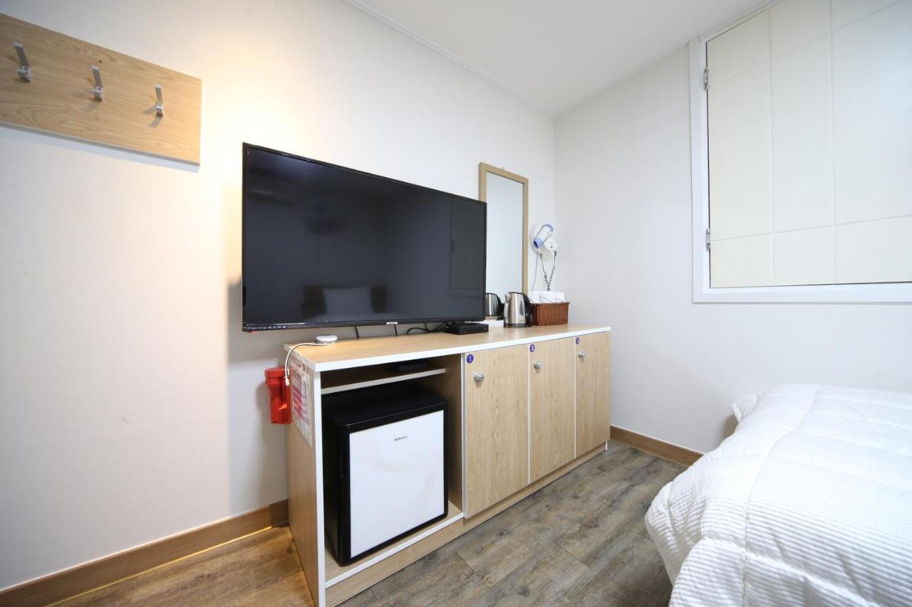 Uh Suite Gyeongju Exterior foto